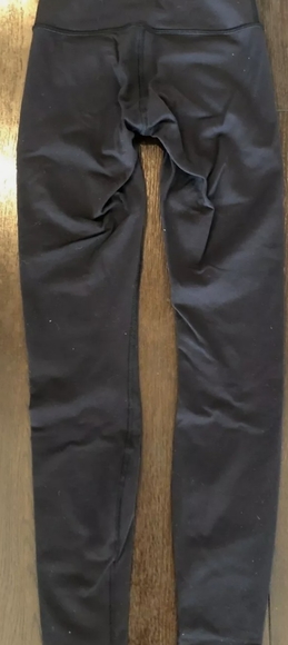 Lululemon Graphic Logo Leggings Size 4 - Picture 2 of 5